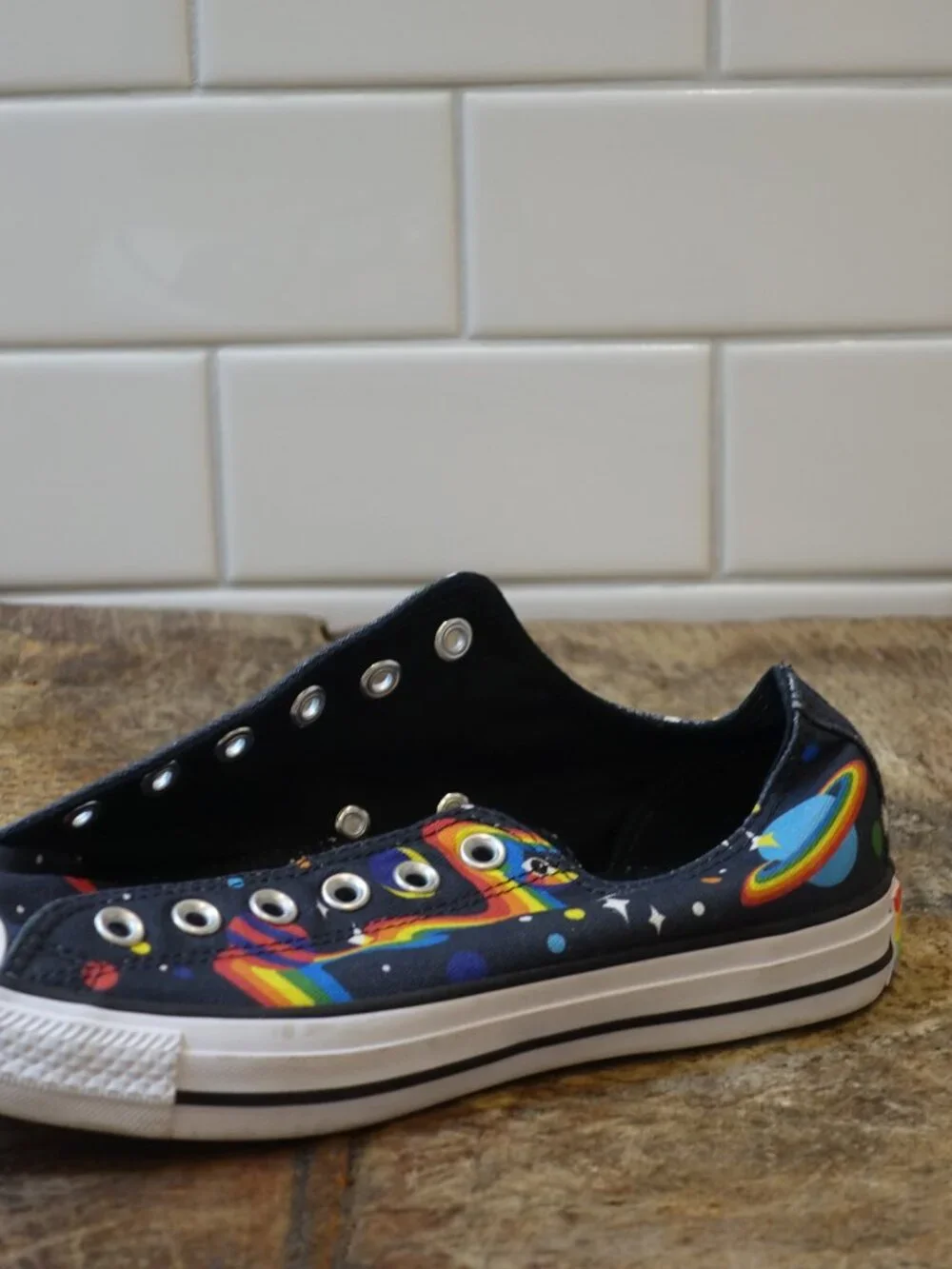 Converse Special Find . Unique And Part Of The Pride Collection - Picture 7 of 9